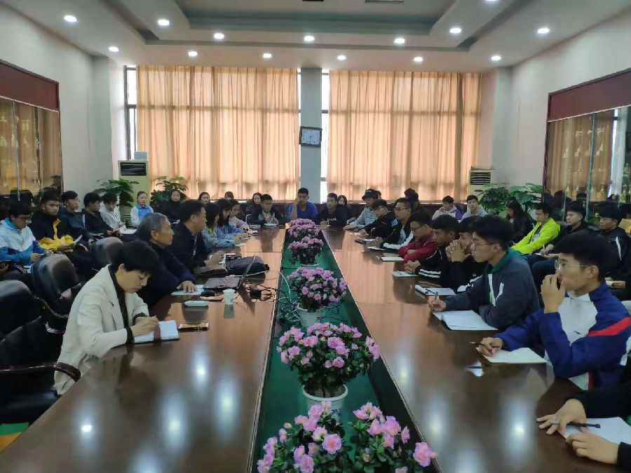 mk体育开展入党积极分子培训会.jpg